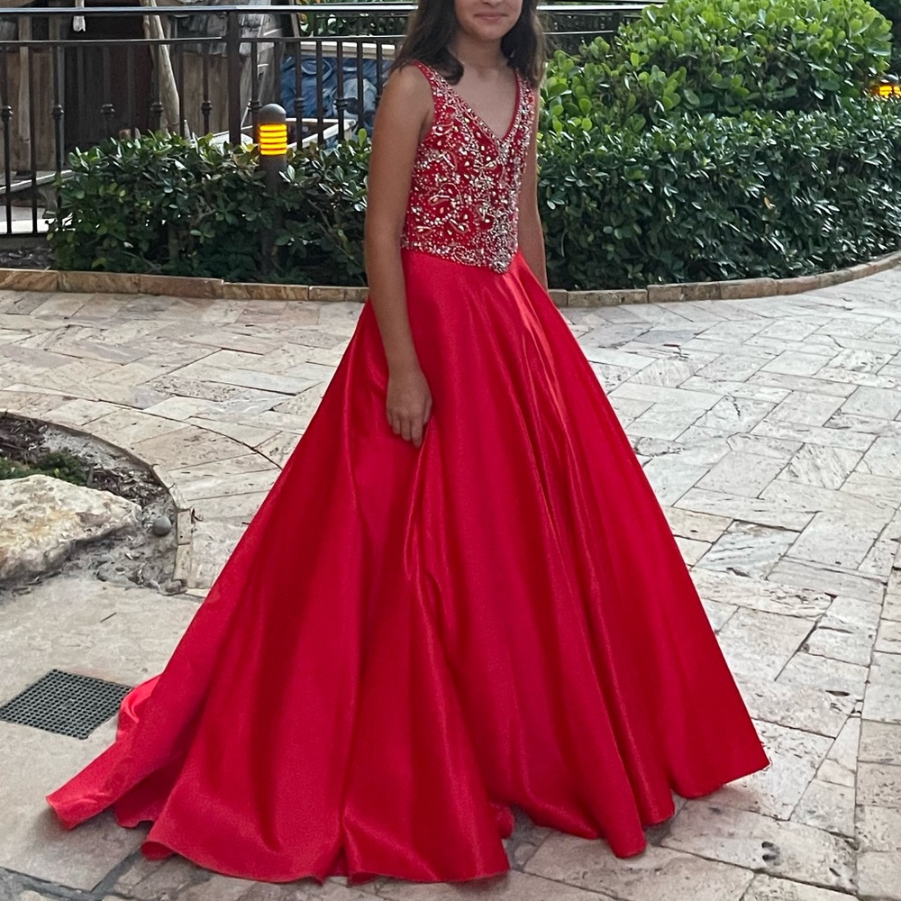 - ❤️ Pageant Dress by Tiffany Designs Size 8 girls | Worn once for photo shoot